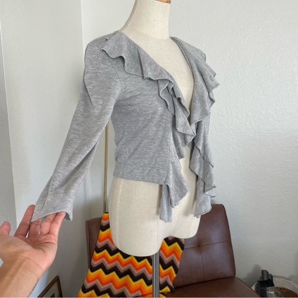 Y2K Cache Twee Office Siren Cropped Ruffle Cardigan - Picture 3 of 9